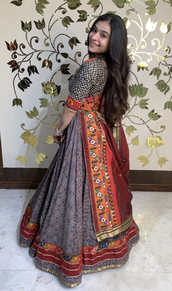 Ajrakh Flare Set
