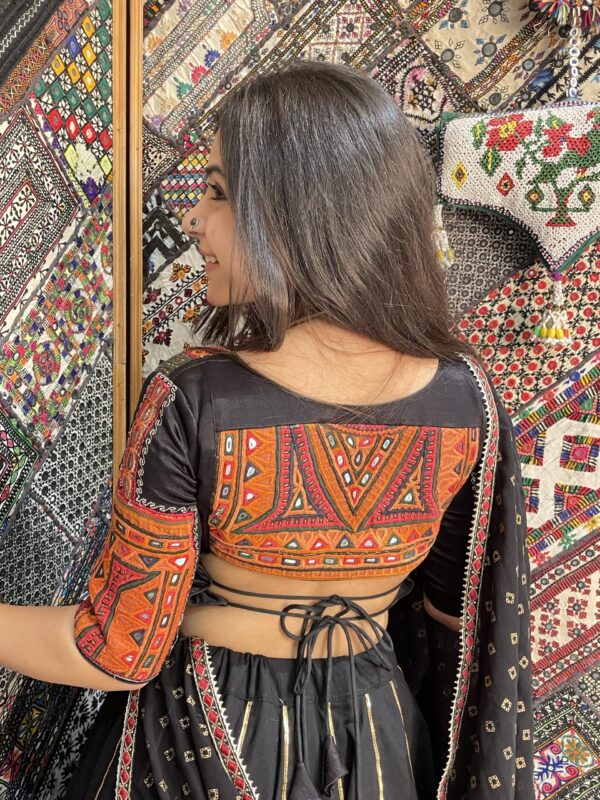 BLACK & BLACK CC-6.4. All Black Chaniya Choli Set