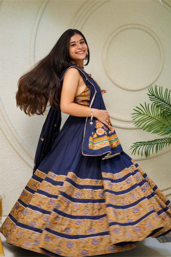 Jagruti Website 01-05 Ajrakh Elegance