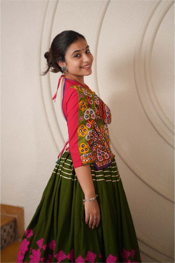 Jagruti Website 04-08 Kutchi & Rabari Work Chaniya Choli Set