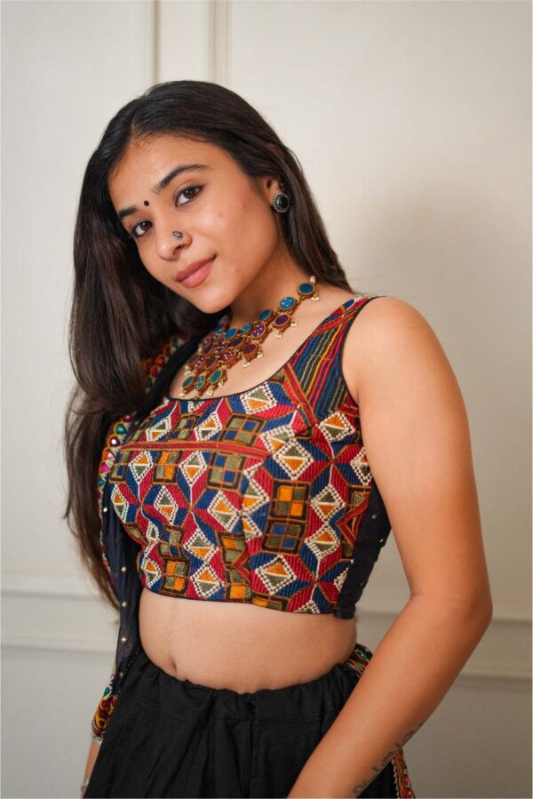 Jagruti Website 06-11 Black Raas Chaniya Choli